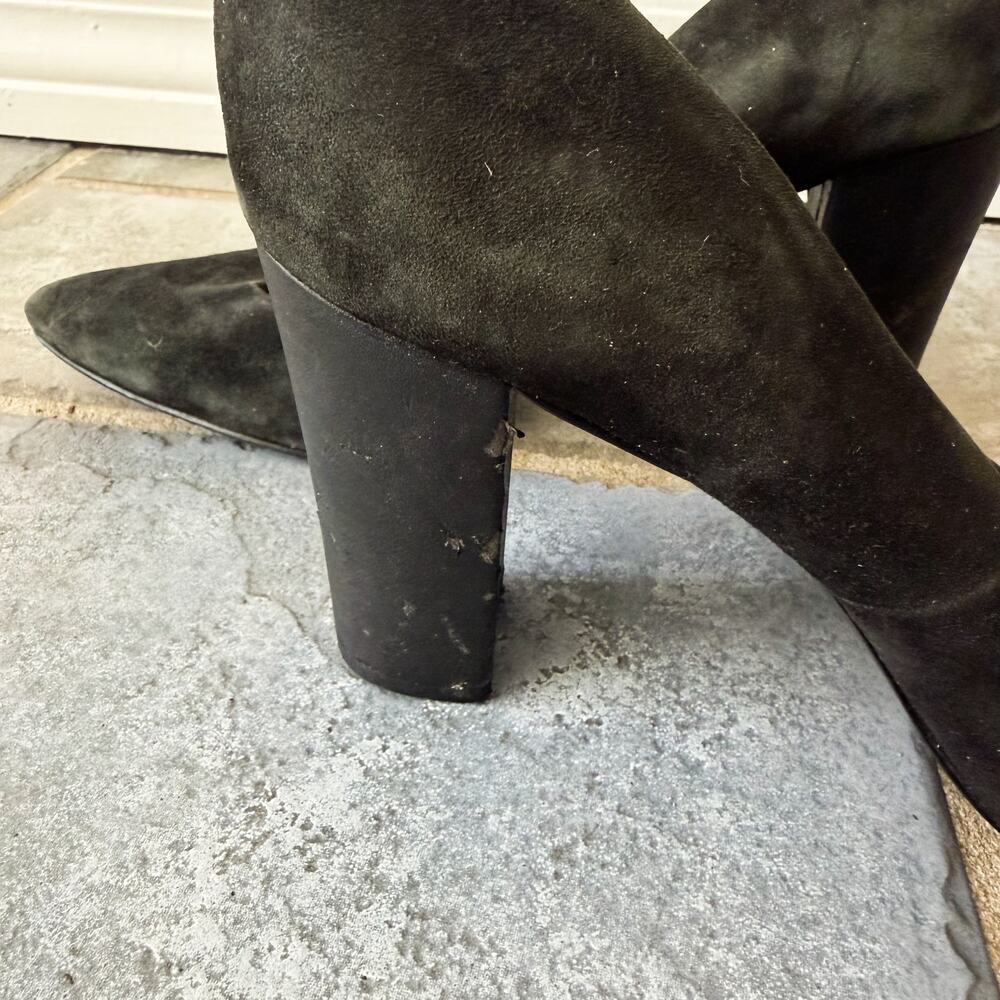 Tahari Ava Black Suede Pumps Womens 8.5 Block Heel Pointed Toe - Picture 7 of 8